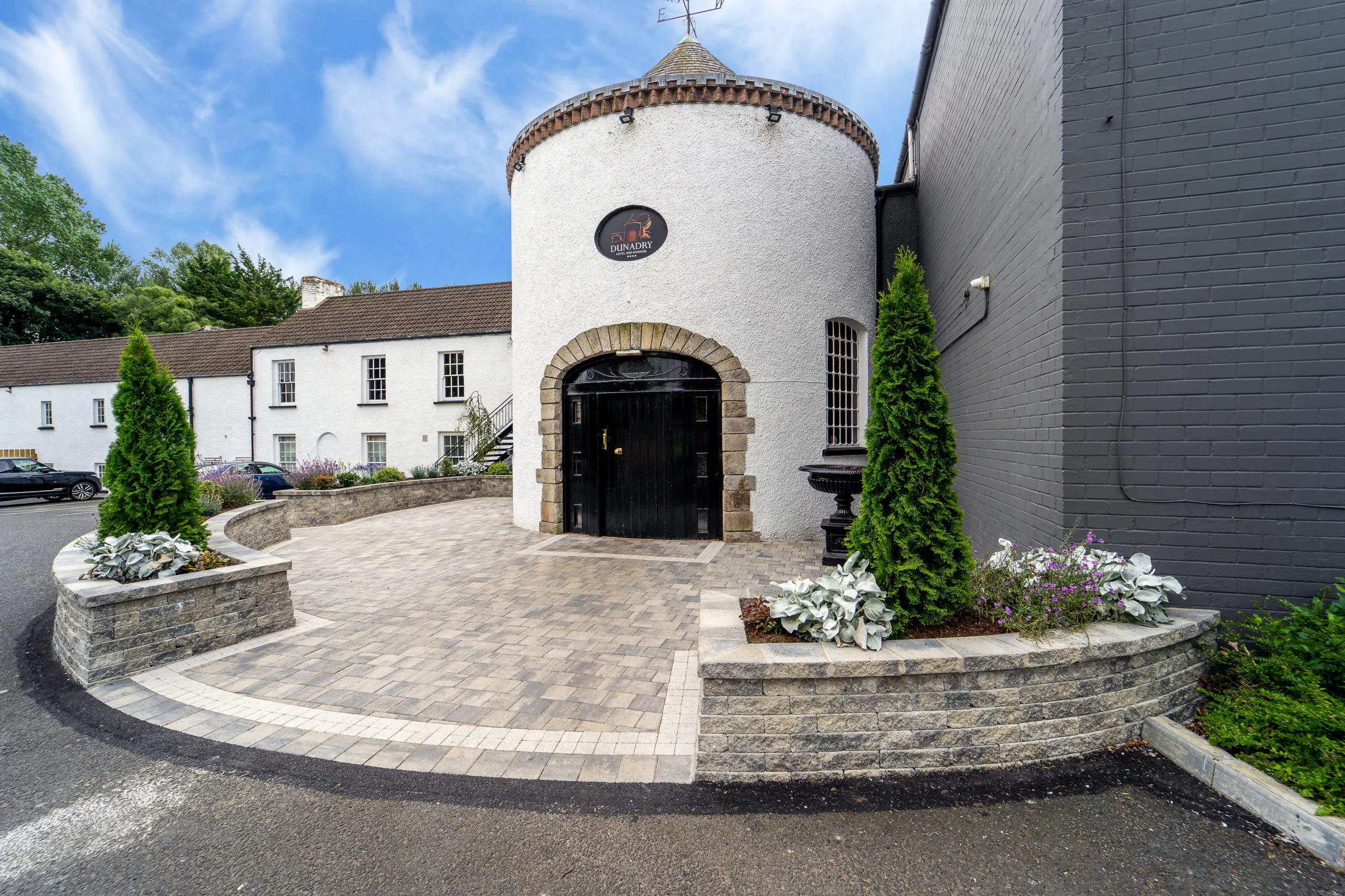 Dunadry Hotel and Gardens