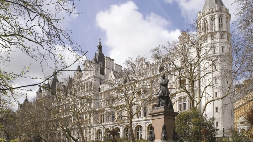 exterior-the-royal-horseguards-11_wide